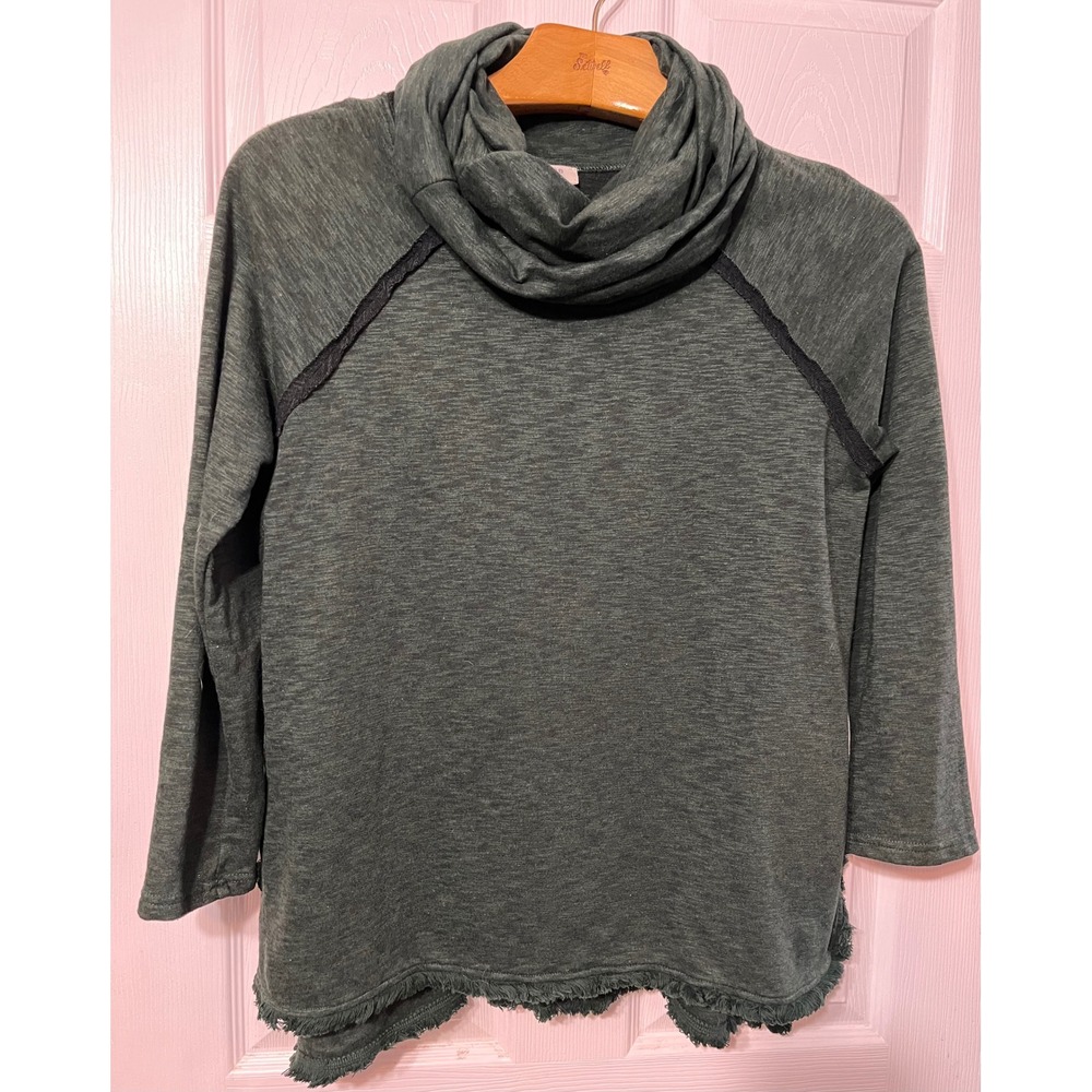 Umgee Womens Cowl Neck Space‎ Dye Frayed Hem Top Green Large 
Boho Gorpcore